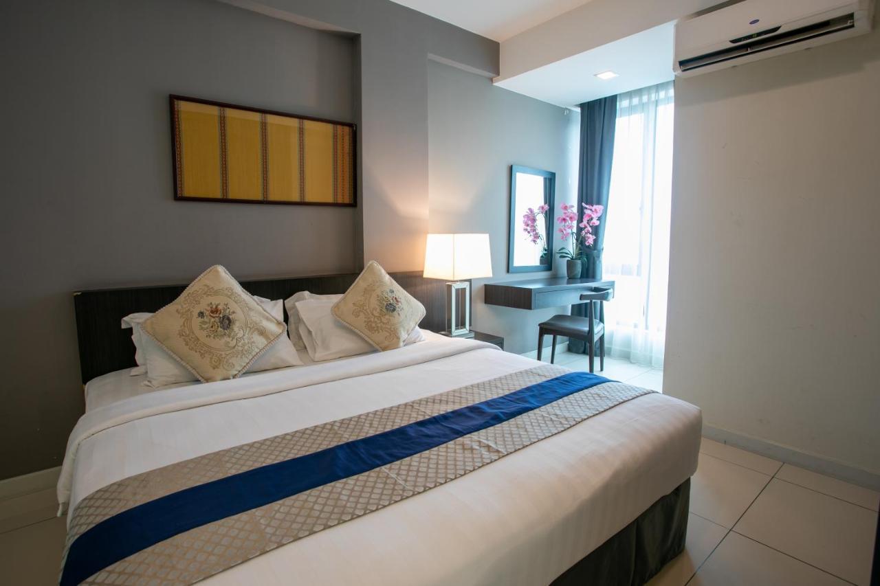 Sky Hotel Кота-Кинабалу Экстерьер фото