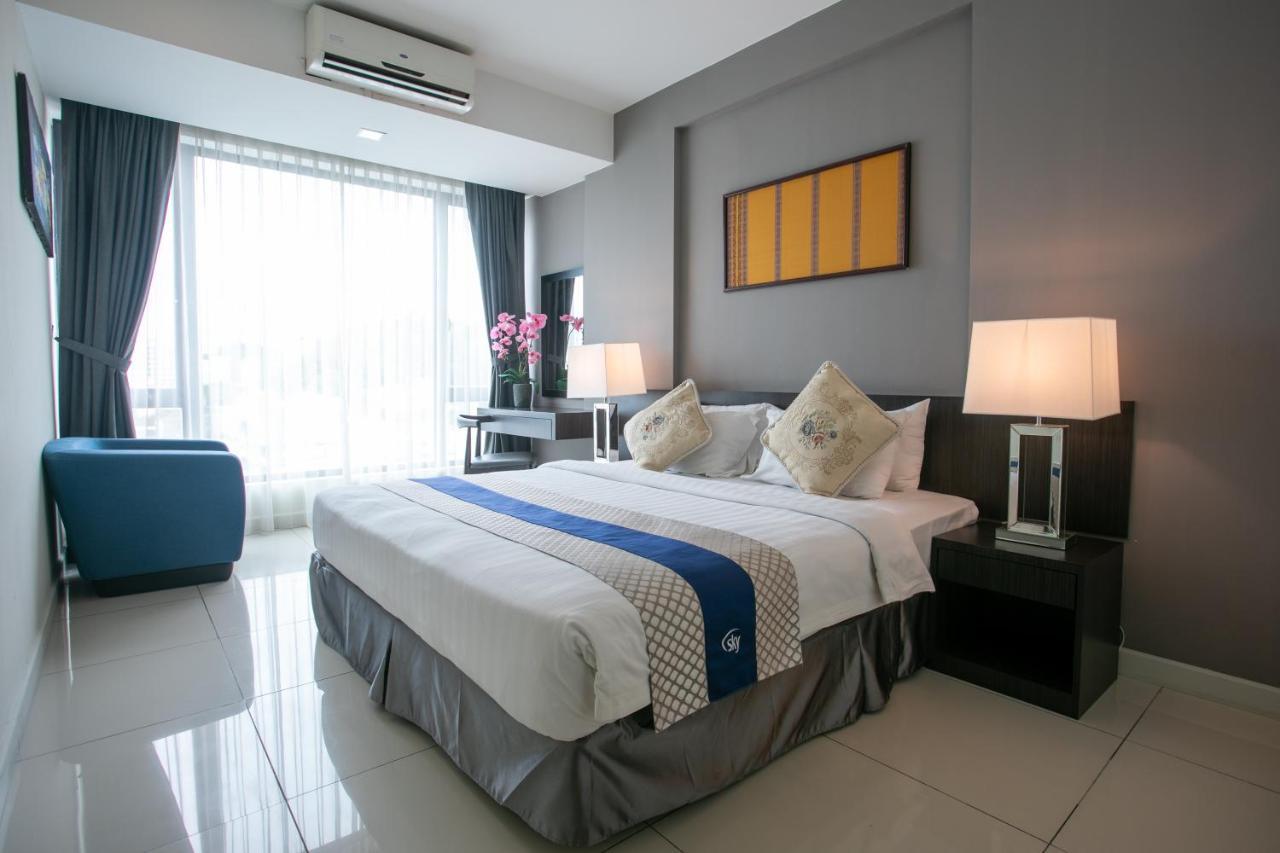 Sky Hotel Кота-Кинабалу Экстерьер фото