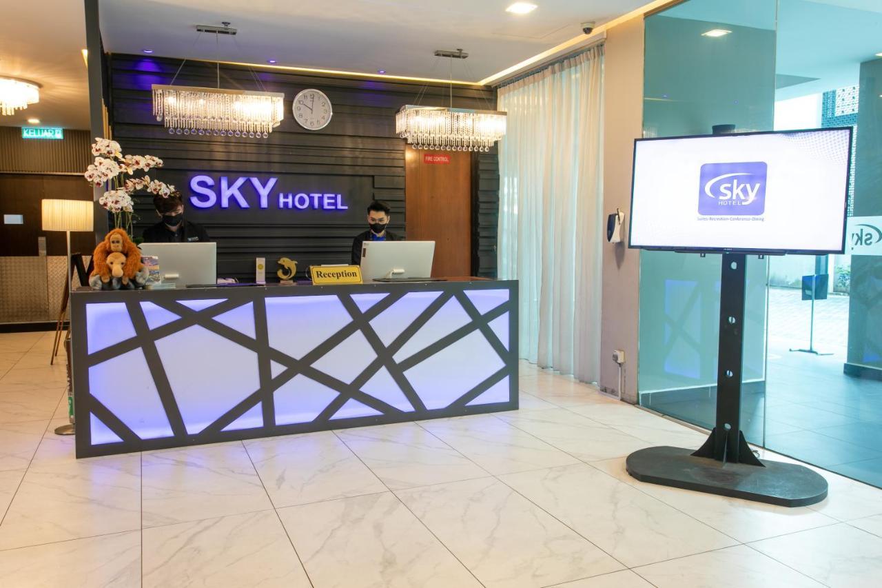 Sky Hotel Кота-Кинабалу Экстерьер фото