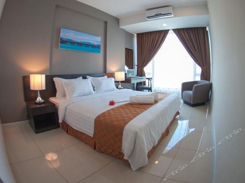 Sky Hotel Кота-Кинабалу Экстерьер фото